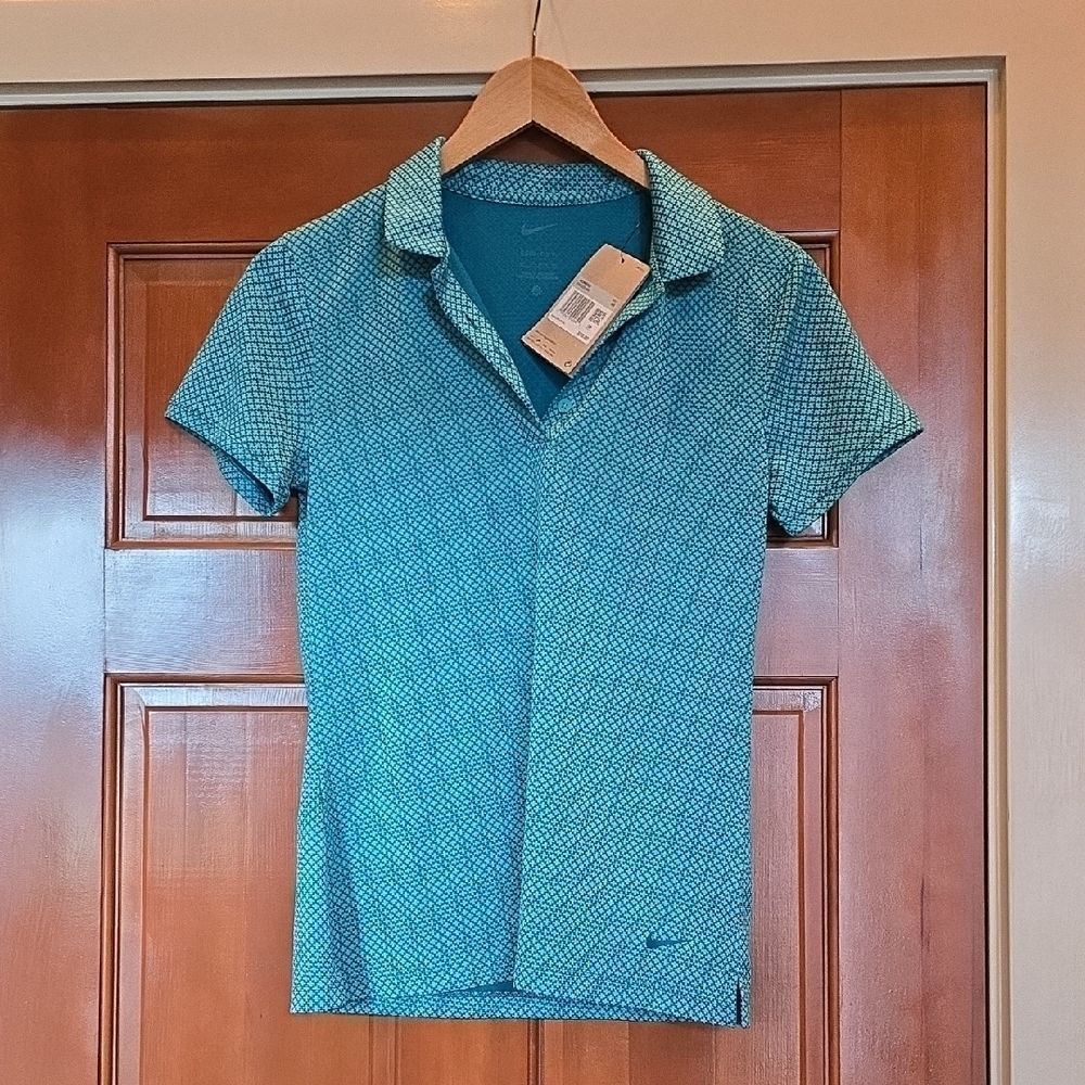 Nike Women's Teal Patterned Casual Golf Shirt, Size XS. NWT